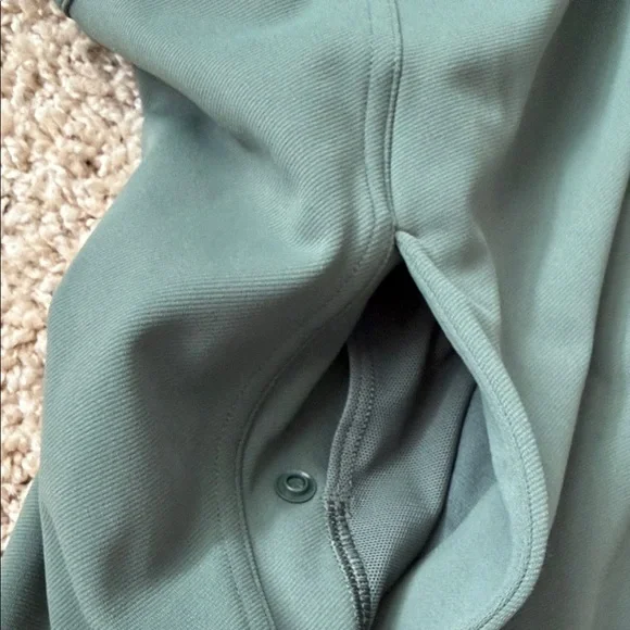 Lululemon track jacket! - Picture 3 of 8